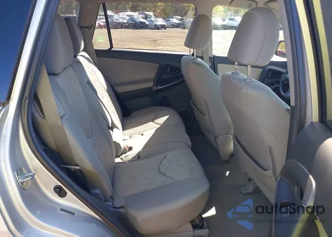 2012 Toyota Rav4 z USA, uszkodzony, nr VIN 2T3BF4DV0CW256661